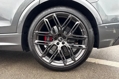 PN75GVC Audi RS Q8 SUV performance Carbon Vorsprung   640 PS tiptronic Thumbnail #13