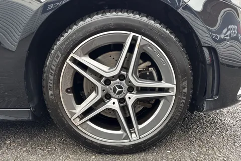 FG70XVF Mercedes-Benz A Class 1.3 A250e 15.6kWh AMG Line (Premium 2) Hatchback 5dr Petrol Plug-in Hybrid 8G-DCT Euro 6 (s/s) (218 ps) Thumbnail #14