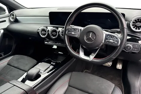 FG70XVF Mercedes-Benz A Class 1.3 A250e 15.6kWh AMG Line (Premium 2) Hatchback 5dr Petrol Plug-in Hybrid 8G-DCT Euro 6 (s/s) (218 ps) Thumbnail #15