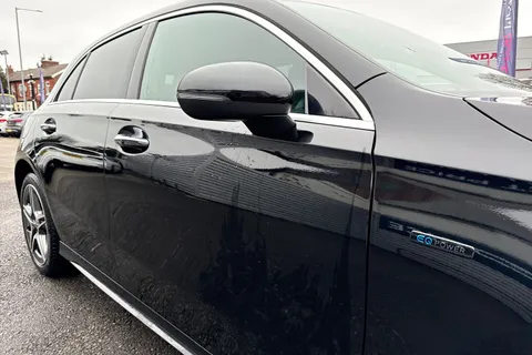 FG70XVF Mercedes-Benz A Class 1.3 A250e 15.6kWh AMG Line (Premium 2) Hatchback 5dr Petrol Plug-in Hybrid 8G-DCT Euro 6 (s/s) (218 ps) Thumbnail #29