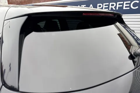 FG70XVF Mercedes-Benz A Class 1.3 A250e 15.6kWh AMG Line (Premium 2) Hatchback 5dr Petrol Plug-in Hybrid 8G-DCT Euro 6 (s/s) (218 ps) Thumbnail #34