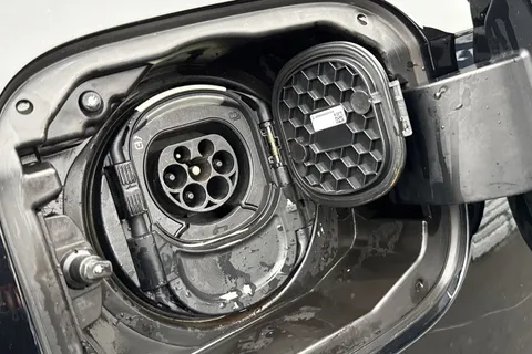 FG70XVF Mercedes-Benz A Class 1.3 A250e 15.6kWh AMG Line (Premium 2) Hatchback 5dr Petrol Plug-in Hybrid 8G-DCT Euro 6 (s/s) (218 ps) Thumbnail #37