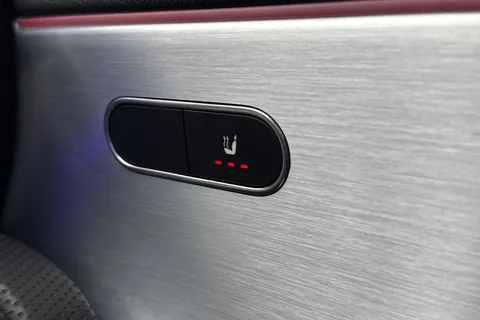 FG70XVF Mercedes-Benz A Class 1.3 A250e 15.6kWh AMG Line (Premium 2) Hatchback 5dr Petrol Plug-in Hybrid 8G-DCT Euro 6 (s/s) (218 ps) Thumbnail #41