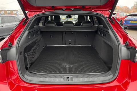 CX75VUS Volkswagen Id.7 250kW 4MOTION GTX Plus 86kWh ⭐ Sunroof, Towbar, DCC⭐ Thumbnail #8