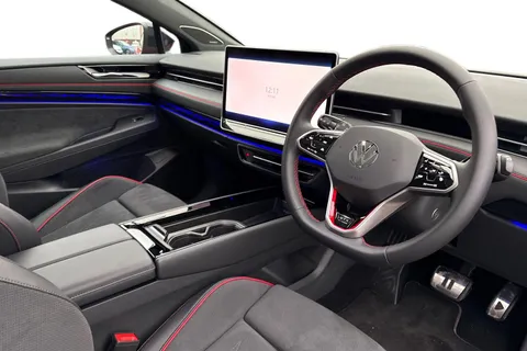 CX75VUS Volkswagen Id.7 250kW 4MOTION GTX Plus 86kWh ⭐ Sunroof, Towbar, DCC⭐ Thumbnail #15