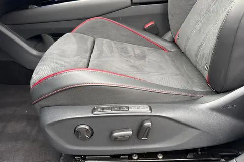 CX75VUS Volkswagen Id.7 250kW 4MOTION GTX Plus 86kWh ⭐ Sunroof, Towbar, DCC⭐ Thumbnail #43