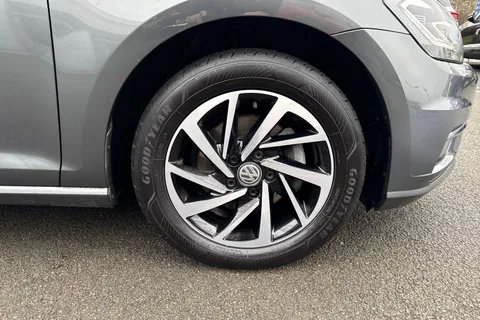BH19BNA Volkswagen Golf 1.5 TSI EVO 150 Match 5dr | Heated Seats | ACC | Nav Thumbnail #11