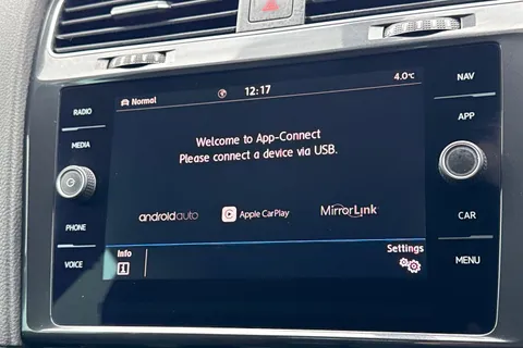 BH19BNA Volkswagen Golf 1.5 TSI EVO 150 Match 5dr | Heated Seats | ACC | Nav Thumbnail #31