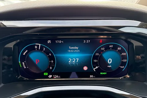 CX74LXY Volkswagen Multivan 1.4 TSI 13kWh Life DSG Euro 6 (s/s) 5dr Thumbnail #33