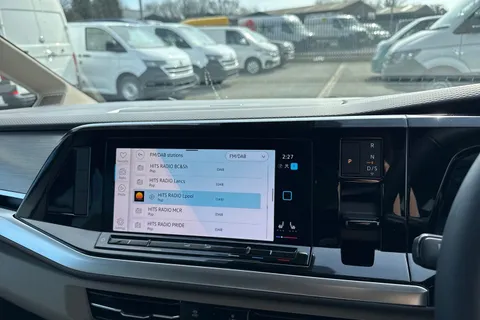 CX74LXY Volkswagen Multivan 1.4 TSI 13kWh Life DSG Euro 6 (s/s) 5dr Thumbnail #40