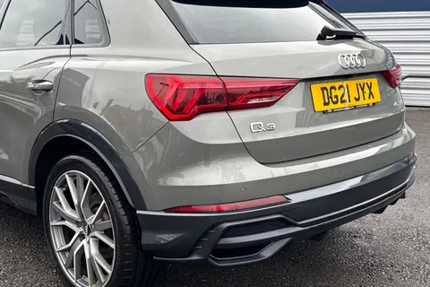 DG21JYX Audi Q3 2.0 TFSI 40 Vorsprung S Tronic quattro Euro 6 (s/s) 5dr Thumbnail #8