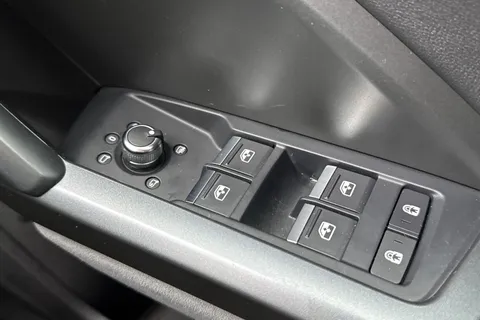 DG21JYX Audi Q3 2.0 TFSI 40 Vorsprung S Tronic quattro Euro 6 (s/s) 5dr Thumbnail #42