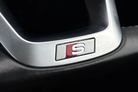 DG21JYX Audi Q3 2.0 TFSI 40 Vorsprung S Tronic quattro Euro 6 (s/s) 5dr Thumbnail #44