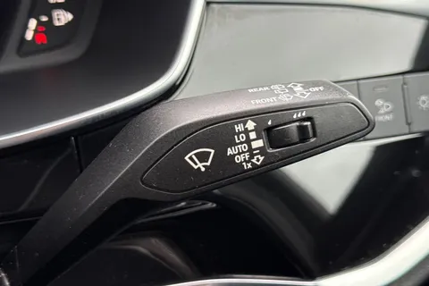 DG21JYX Audi Q3 2.0 TFSI 40 Vorsprung S Tronic quattro Euro 6 (s/s) 5dr Thumbnail #46