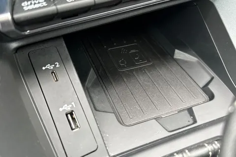 DG21JYX Audi Q3 2.0 TFSI 40 Vorsprung S Tronic quattro Euro 6 (s/s) 5dr Thumbnail #55