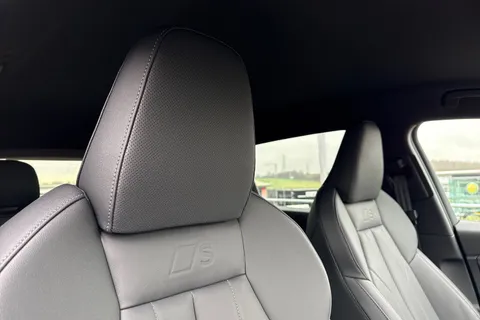 KY74FLZ Audi Q6 E-Tron Q6 SUV S line e-tron quattro 285,00 kW Thumbnail #25