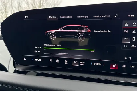 KY74FLZ Audi Q6 E-Tron Q6 SUV S line e-tron quattro 285,00 kW Thumbnail #40