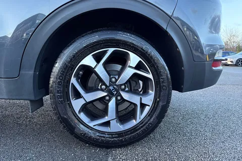 12 of 66 for Kia Sportage 1.6 GDi 2 Euro 6 (s/s) 5dr