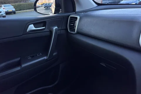 60 of 66 for Kia Sportage 1.6 GDi 2 Euro 6 (s/s) 5dr