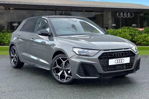  Audi A1 1.0 TFSI 25 Black Edition Sportback S Tronic Euro 6 (s/s) 5dr Thumbnail #1