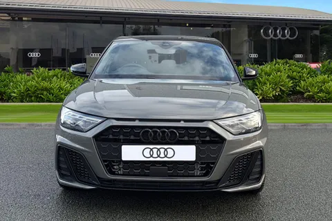  Audi A1 1.0 TFSI 25 Black Edition Sportback S Tronic Euro 6 (s/s) 5dr Thumbnail #5