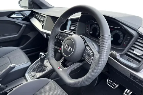  Audi A1 1.0 TFSI 25 Black Edition Sportback S Tronic Euro 6 (s/s) 5dr Thumbnail #13