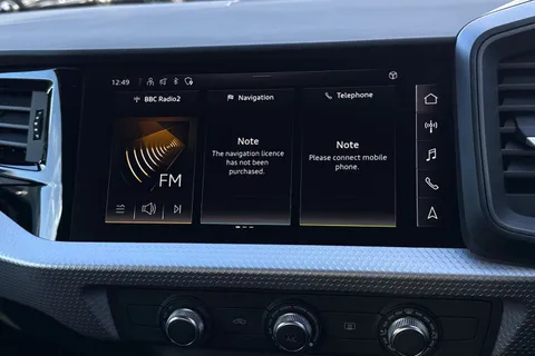  Audi A1 1.0 TFSI 25 Black Edition Sportback S Tronic Euro 6 (s/s) 5dr Thumbnail #16