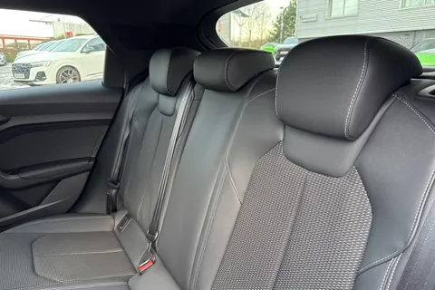  Audi A1 1.0 TFSI 25 Black Edition Sportback S Tronic Euro 6 (s/s) 5dr Thumbnail #18