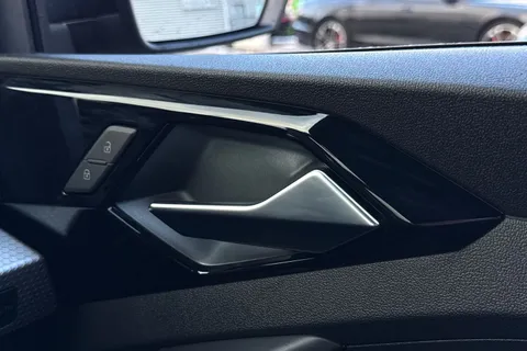  Audi A1 1.0 TFSI 25 Black Edition Sportback S Tronic Euro 6 (s/s) 5dr Thumbnail #20