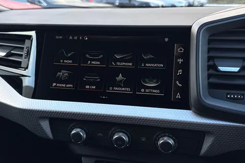  Audi A1 1.0 TFSI 25 Black Edition Sportback S Tronic Euro 6 (s/s) 5dr Thumbnail #24