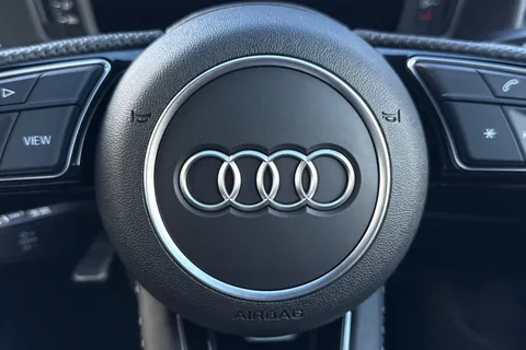  Audi A1 1.0 TFSI 25 Black Edition Sportback S Tronic Euro 6 (s/s) 5dr Thumbnail #46