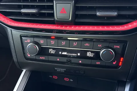 BT23PHK SEAT Arona 1.0 TSI FR Sport DSG Euro 6 (s/s) 5dr Thumbnail #22