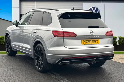 PX20DWY Volkswagen Touareg 3.0 V6 TDI 4Motion Black Edition 5dr Tip Auto **DYNAUDIO, HEADS UP** Thumbnail #3