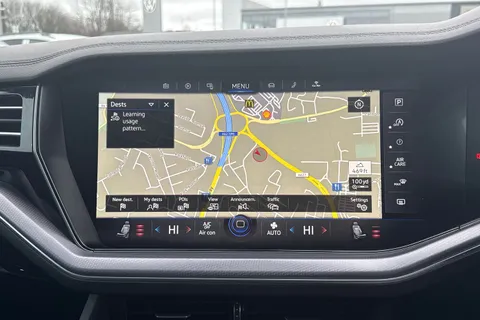 PX20DWY Volkswagen Touareg 3.0 V6 TDI 4Motion Black Edition 5dr Tip Auto **DYNAUDIO, HEADS UP** Thumbnail #18