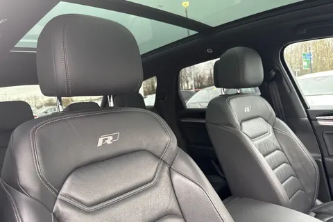 PX20DWY Volkswagen Touareg 3.0 V6 TDI 4Motion Black Edition 5dr Tip Auto **DYNAUDIO, HEADS UP** Thumbnail #25