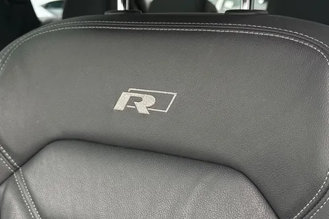 PX20DWY Volkswagen Touareg 3.0 V6 TDI 4Motion Black Edition 5dr Tip Auto **DYNAUDIO, HEADS UP** Thumbnail #35