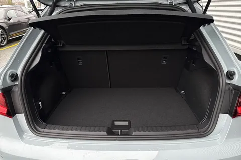  Audi A1 1.5 TFSI 35 Black Edition Sportback S Tronic Euro 6 (s/s) 5dr Thumbnail #6