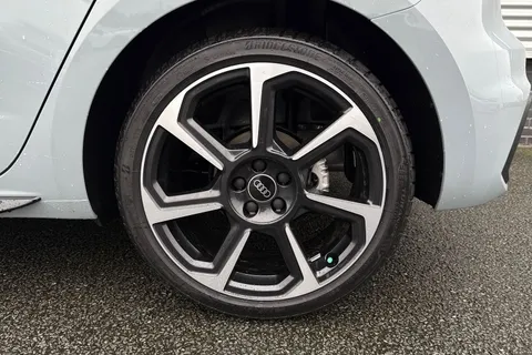  Audi A1 1.5 TFSI 35 Black Edition Sportback S Tronic Euro 6 (s/s) 5dr Thumbnail #11