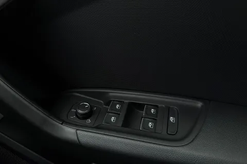  Audi A1 1.5 TFSI 35 Black Edition Sportback S Tronic Euro 6 (s/s) 5dr Thumbnail #41