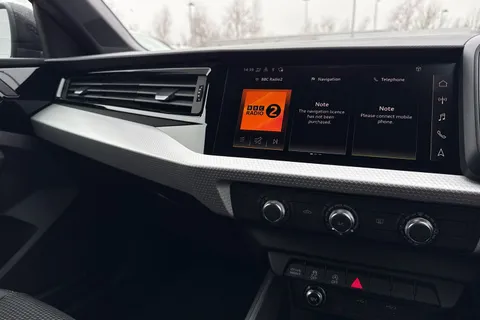  Audi A1 1.5 TFSI 35 Black Edition Sportback S Tronic Euro 6 (s/s) 5dr Thumbnail #45