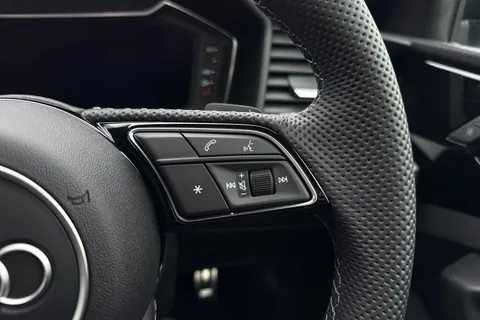  Audi A1 1.5 TFSI 35 Black Edition Sportback S Tronic Euro 6 (s/s) 5dr Thumbnail #55