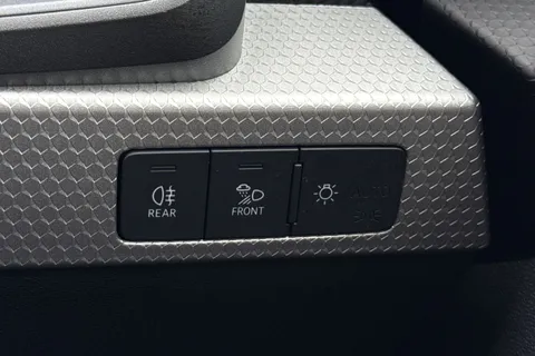  Audi A1 1.5 TFSI 35 Black Edition Sportback S Tronic Euro 6 (s/s) 5dr Thumbnail #57