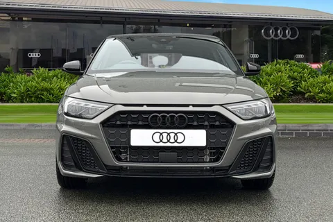  Audi A1 1.0 TFSI 25 Black Edition Sportback S Tronic Euro 6 (s/s) 5dr Thumbnail #5