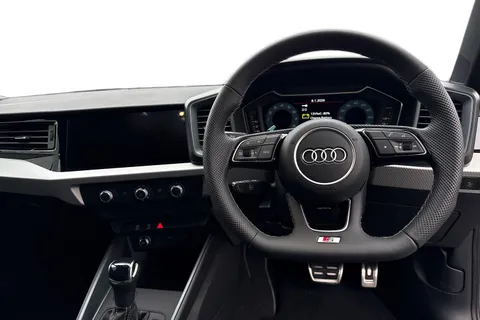  Audi A1 1.0 TFSI 25 Black Edition Sportback S Tronic Euro 6 (s/s) 5dr Thumbnail #17