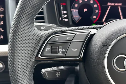  Audi A1 1.0 TFSI 25 Black Edition Sportback S Tronic Euro 6 (s/s) 5dr Thumbnail #34