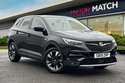 1 of 52 for Vauxhall Grandland X 1.2 Turbo Sport Nav Auto Euro 6 (s/s) 5dr