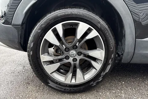 11 of 52 for Vauxhall Grandland X 1.2 Turbo Sport Nav Auto Euro 6 (s/s) 5dr