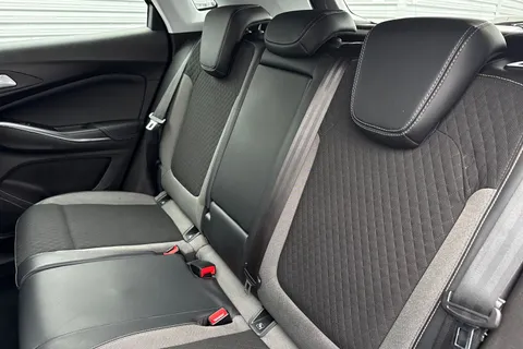 18 of 52 for Vauxhall Grandland X 1.2 Turbo Sport Nav Auto Euro 6 (s/s) 5dr