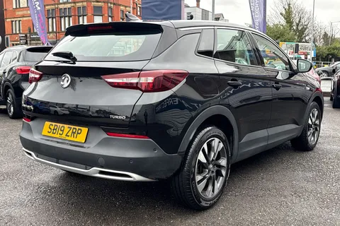 27 of 52 for Vauxhall Grandland X 1.2 Turbo Sport Nav Auto Euro 6 (s/s) 5dr
