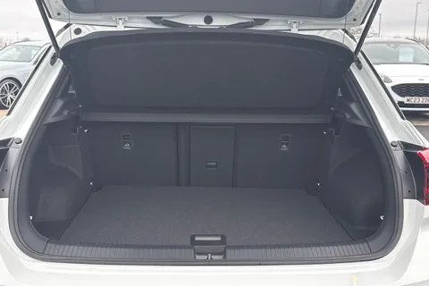 MV75UNX Volkswagen T-Roc 1.5 TSI Black Edition 5dr DSG **19' MISANO ALLOYS + REAR VIEW CAMERA** Thumbnail #8